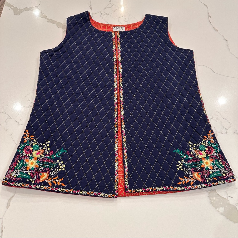 Chinyere Floral Embroidered Quilted Diamond Stitch Vest Womens M Asian Blue Red